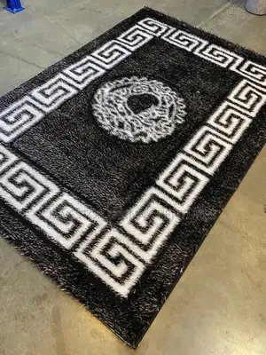 Shaggy Rug