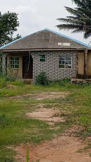2bdrm Bungalow in Ita Oluwo for sale