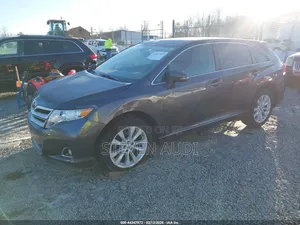 Toyota Venza LE 2015 Gray