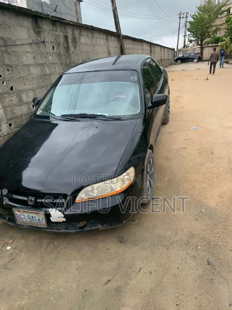 Honda Accord 2002 Black