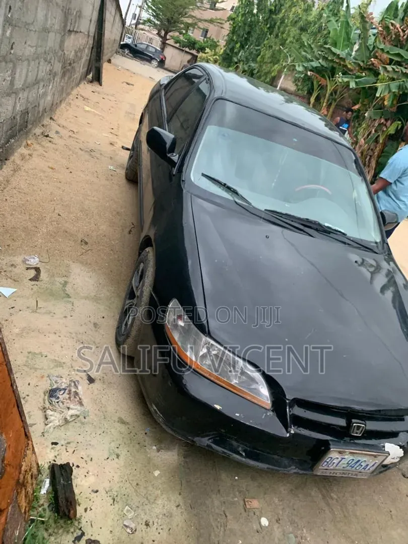 Honda Accord 2002 Black