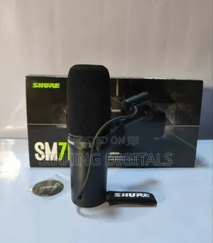 Shure Sm 7b Dynamic Studio Microphone