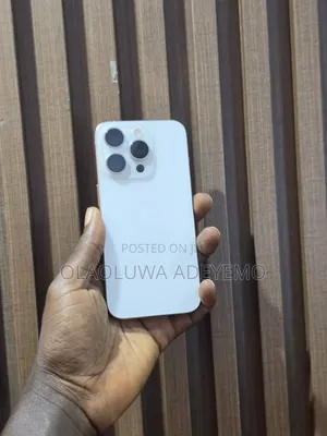 Apple iPhone 15 Pro 256 GB White