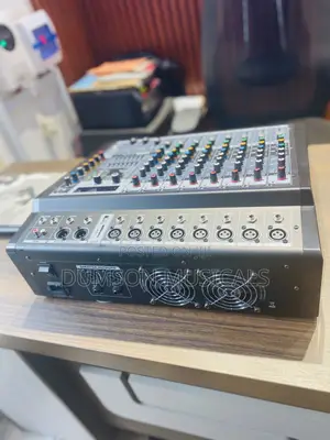 Yamaha 8 Channels Mixer Amplifier