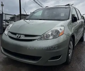 Toyota Sienna 2008