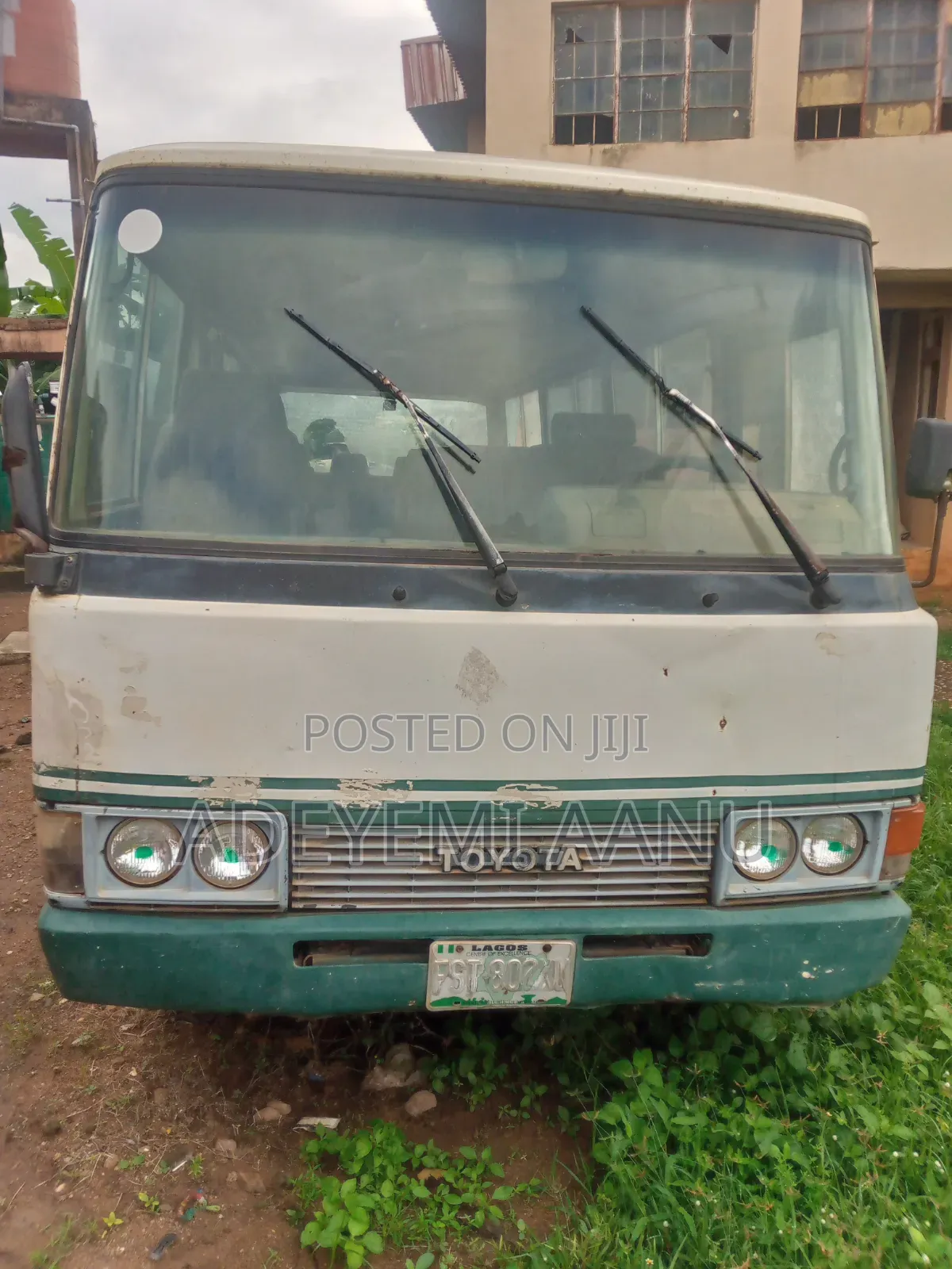Toyota Coaster 1989 White