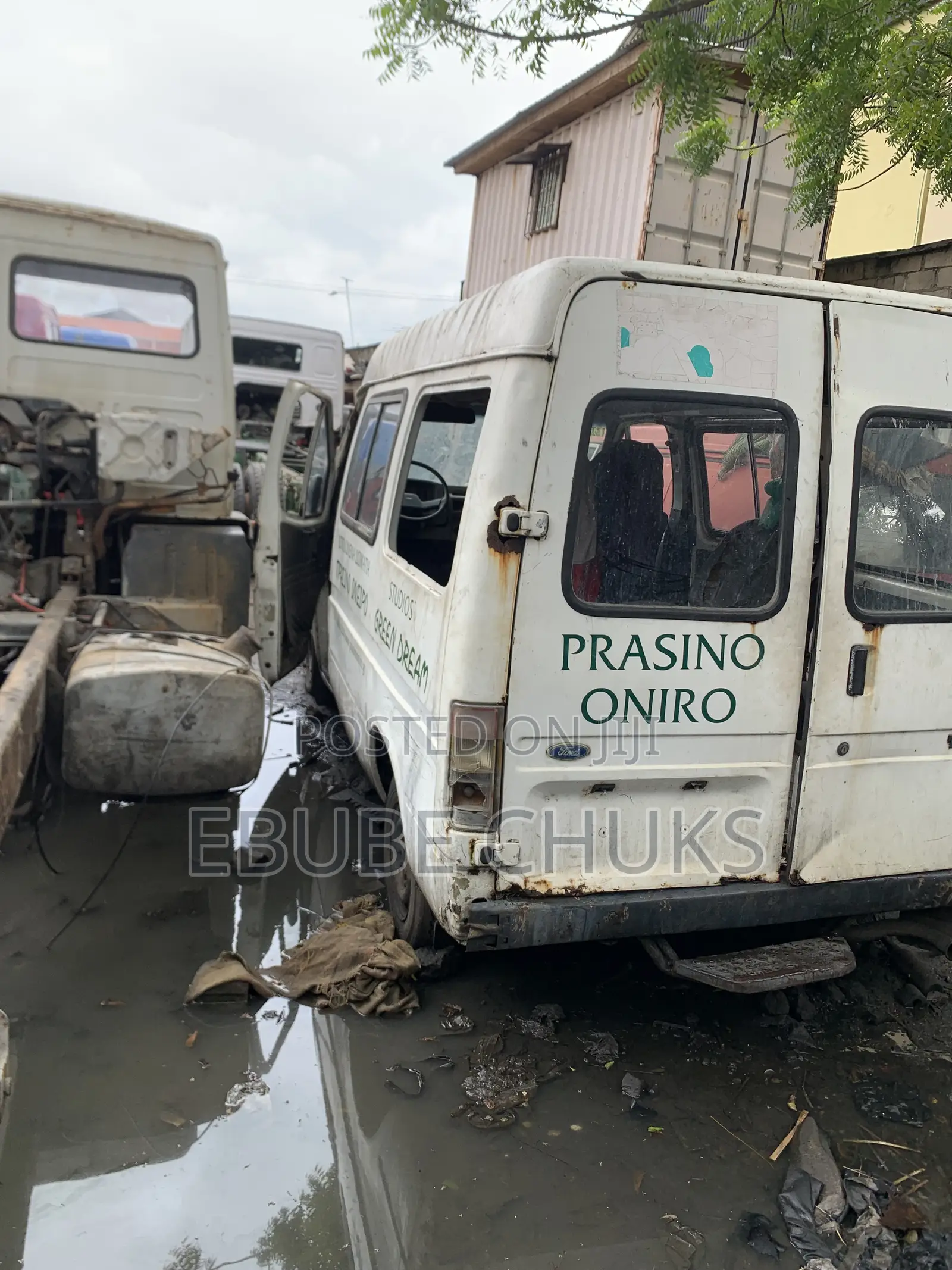 Ford Transit 1999 White