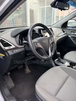 Hyundai Santa Fe 2017 Silver