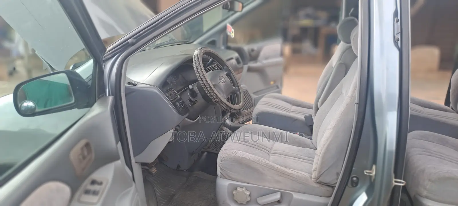 Toyota Sienna XLE 1999 Gray