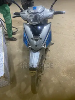 Yamaha 2023 Blue