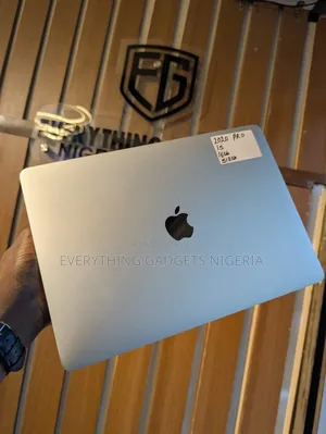 Laptop Apple MacBook Pro 2020 16GB HDD 512GB