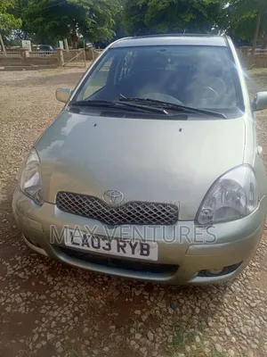 Toyota Yaris 2005