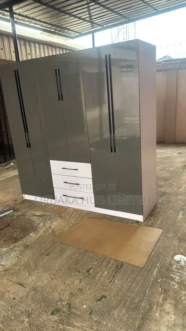 6 by 6 Ft Wardrobe
