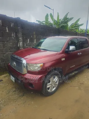 Toyota Tundra 2007 Red