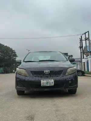 Toyota Corolla LE 4dr Sedan (1.8L 4cyl 4A) 2010 Black