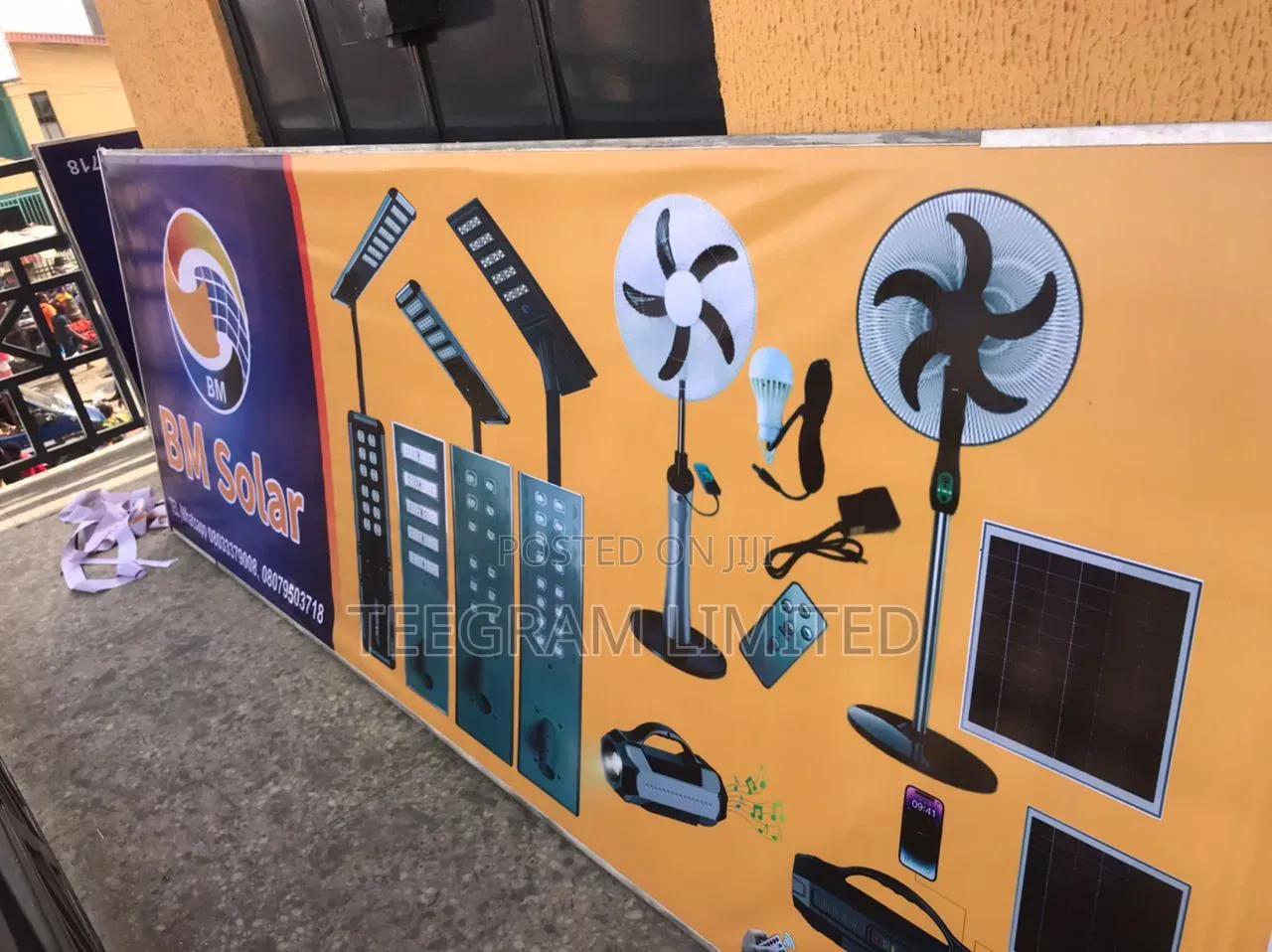 Large Format Printing | Stickers | Roll-Up Banners