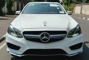 Mercedes-Benz E350 Base 4dr Sedan RWD (3.5L 6cyl 7A) 2014 Off white