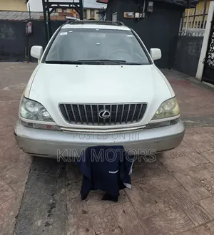 Lexus RX 2001 White