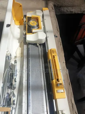 Silver Double Thread Knitting Machine