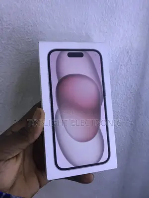 New Apple iPhone 15 128 GB Gold