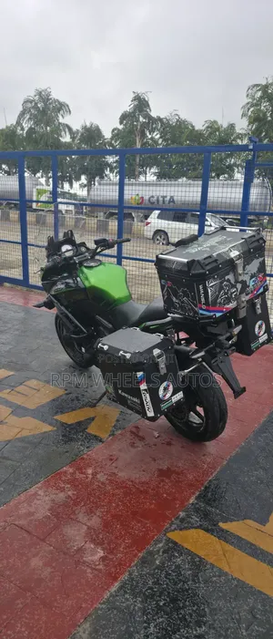 Kawasaki Versys 650 2017 Green