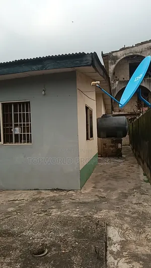 3bdrm Bungalow in Olusesi Balogun Iju for sale