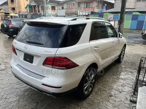 Mercedes-Benz GLE-Class 2016 White