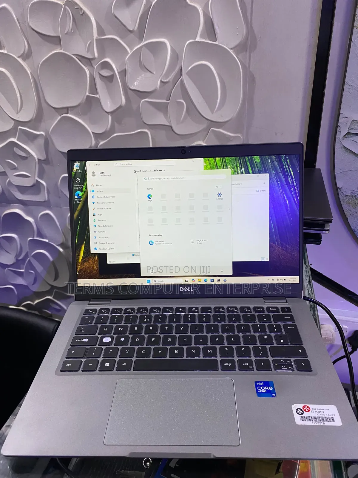 Laptop Dell Latitude 5320 16GB Intel Core i5 SSD 256GB