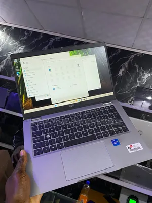 Laptop Dell Latitude 5320 16GB Intel Core i5 SSD 256GB