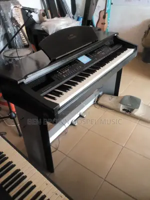 Uk -Used Yamaha Clavinova Piano With Pedals