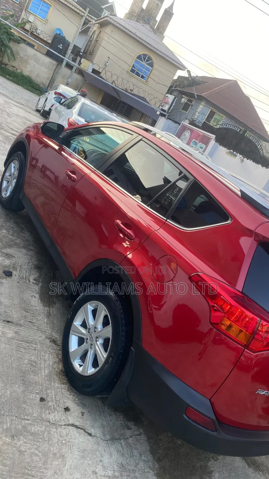 Toyota RAV4 2015 Red