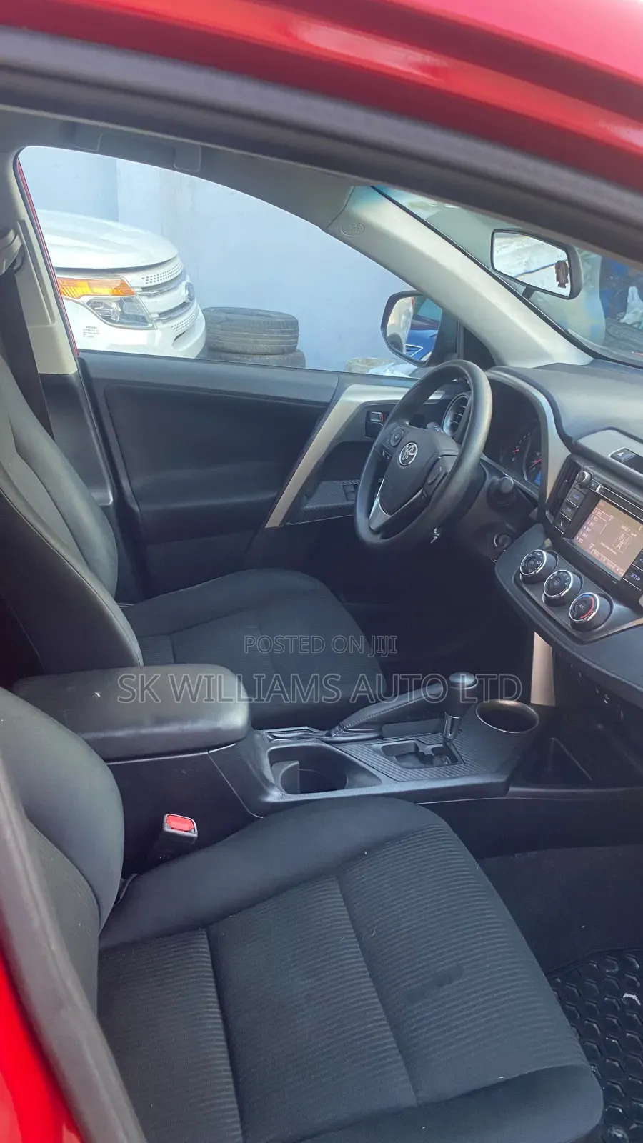 Toyota RAV4 2015 Red