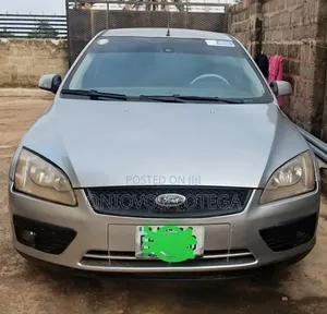 Ford Focus 2007 Silver