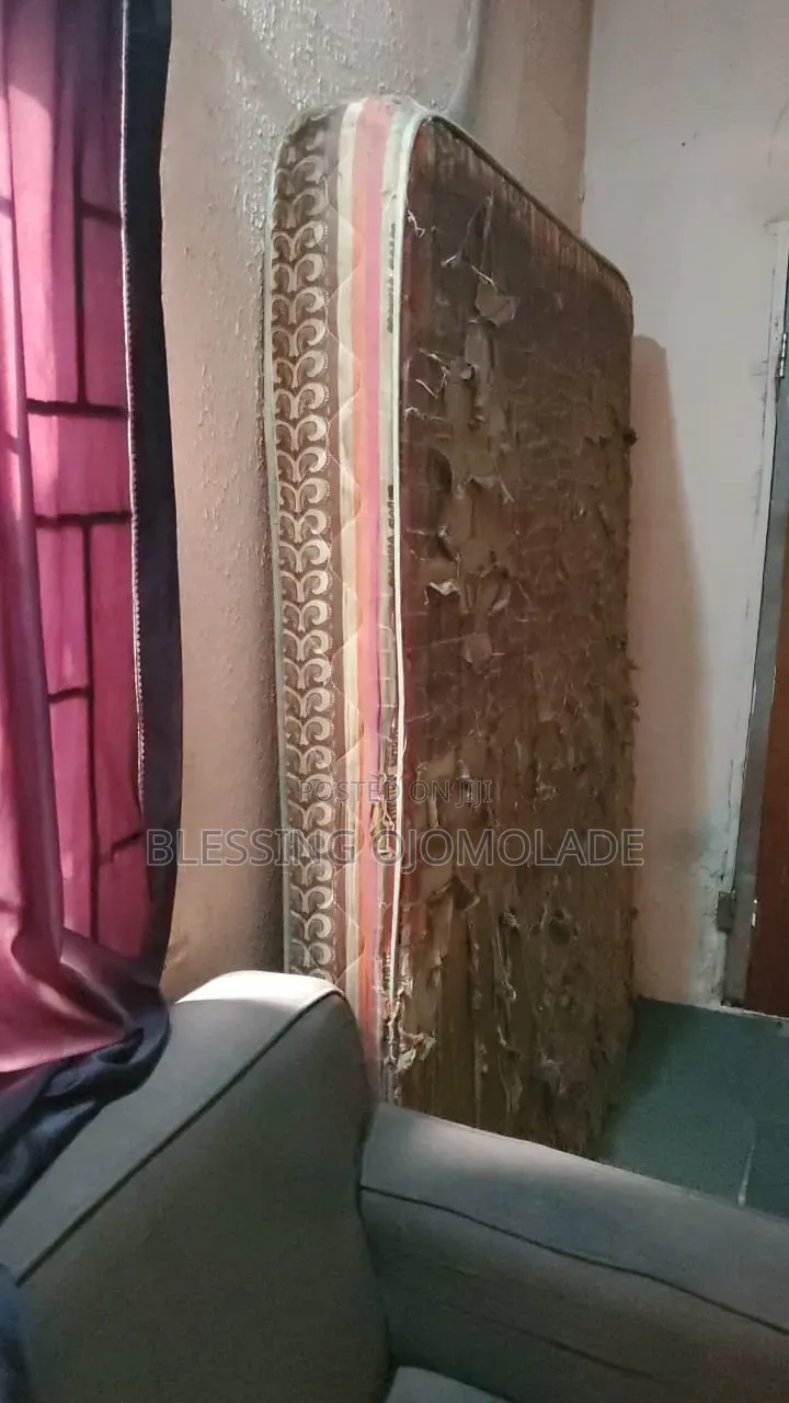 Mouka Mattress