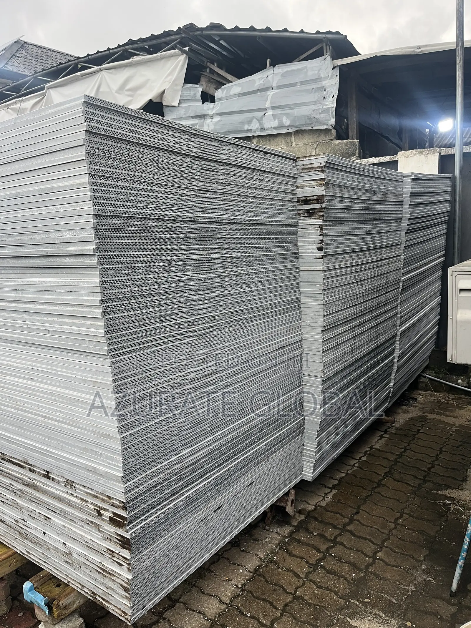 Hallow Plastic Board