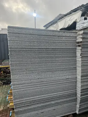 Hallow Plastic Board