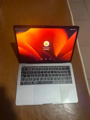 Laptop Apple MacBook Pro 2017 8GB Intel Core i5 SSD 256GB