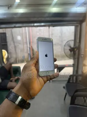 Apple iPhone 7 128 GB Silver