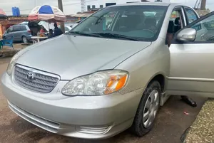 Toyota Corolla 2005 Silver