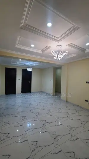 3bdrm Apartment in Sọji Olátúnjí, Lekki Phase 1 for rent