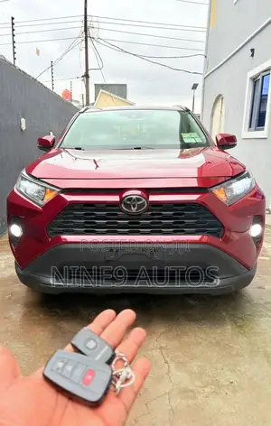 Toyota RAV4 XLE AWD 2020 Red