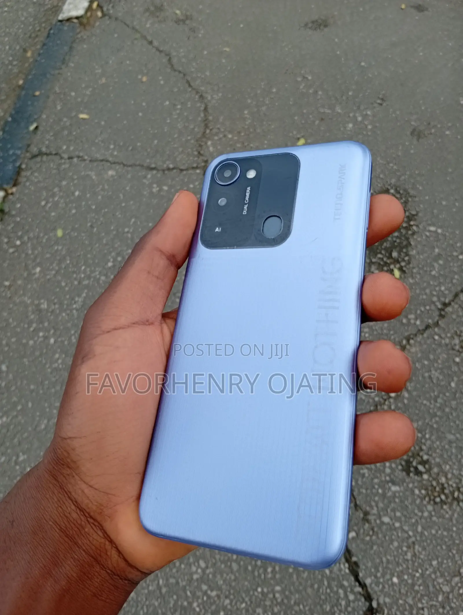 Tecno Spark 8C 64 GB Purple