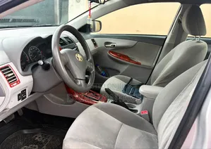 Toyota Corolla 2010 Silver