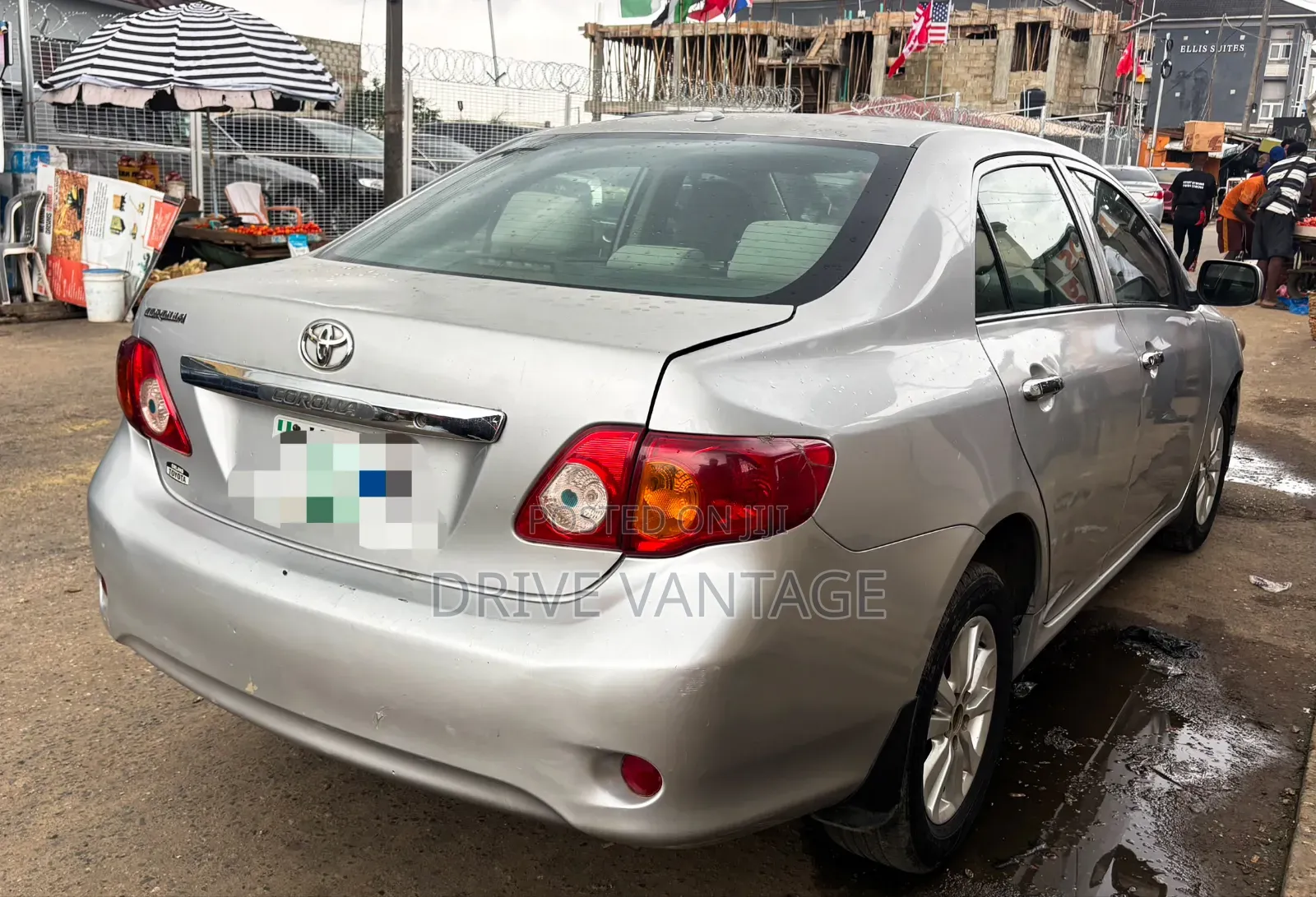 Toyota Corolla 2010 Silver