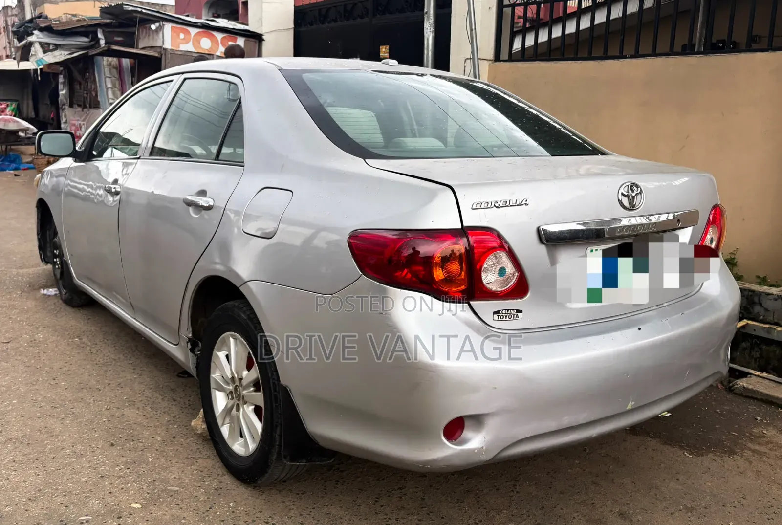 Toyota Corolla 2010 Silver