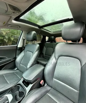 Hyundai Santa Fe 2013 Black
