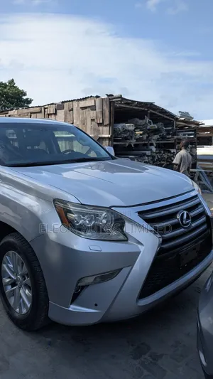 Lexus GX 2015 Silver