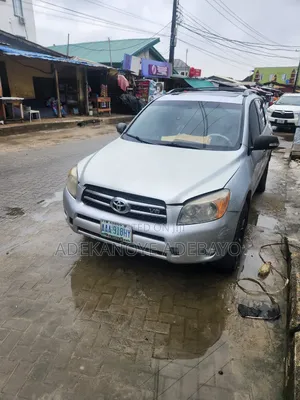 Toyota RAV4 Limited V6 4x4 2008 White