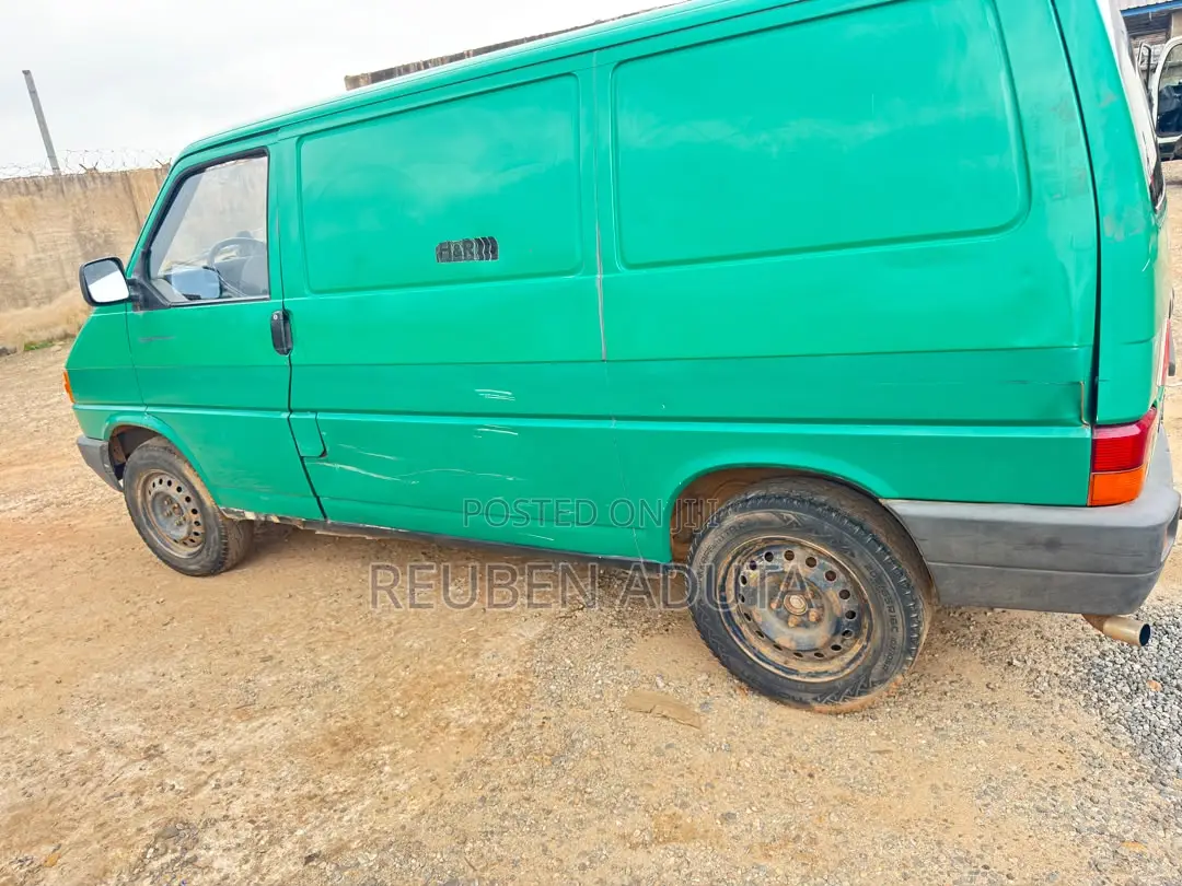 Volkswagen Transporter 2002 Green