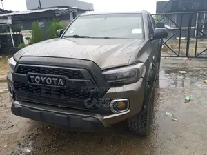 Toyota Tacoma Double Cab V6 Automatic 2012 Brown